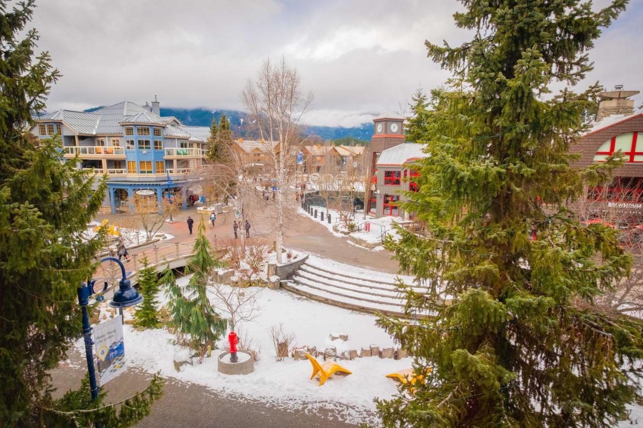 Eagle Lodge By Outpost Whistler Exterior foto